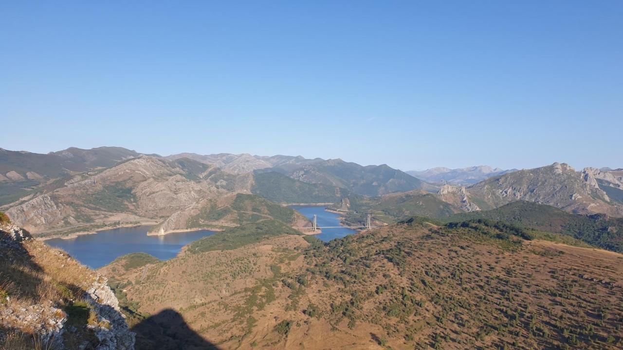 Casa Rural Carmen Luna Mallo de Luna Екстериор снимка